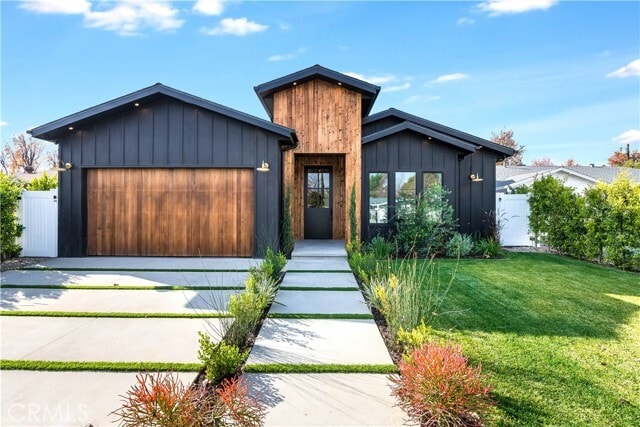 Building Photo - 5323 Allott Ave