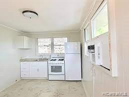 Building Photo - 3834A Anuhea St