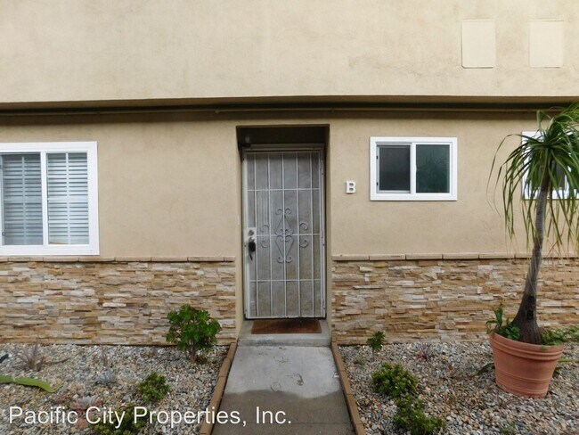 Building Photo - 275 Cabrillo St