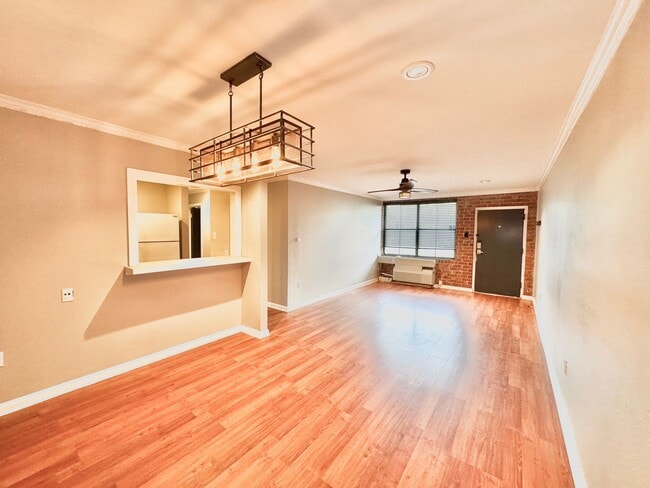 Photo - 3101 Highland Road House