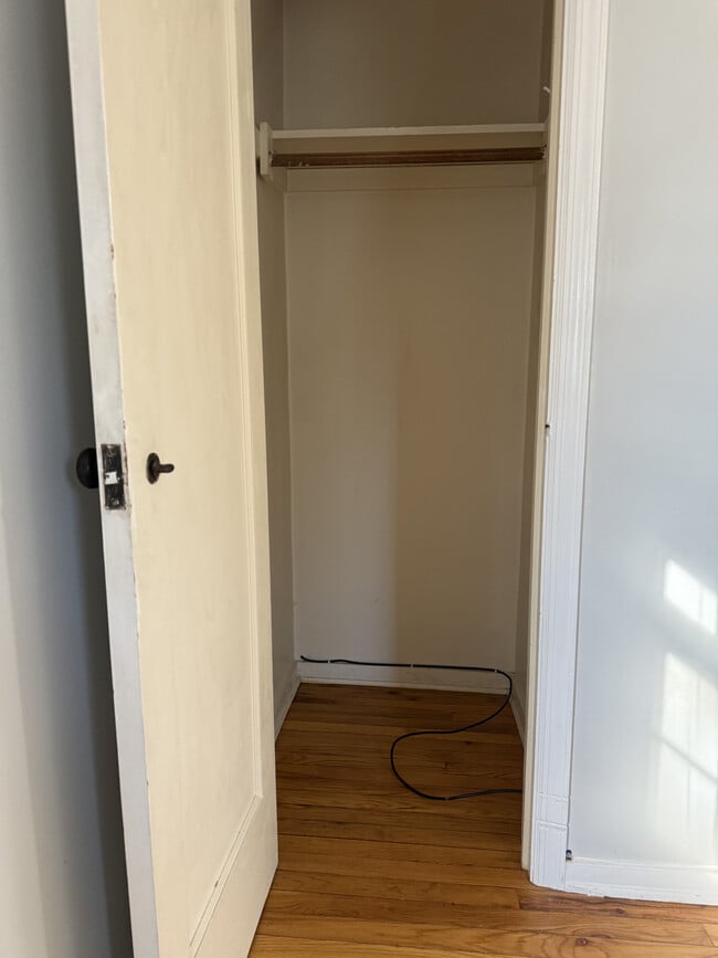 Foto del edificio - 1029 S Atherton St