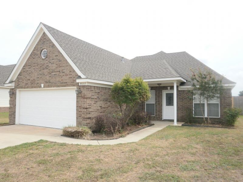Foto principal - 5515 Deerfield Dr