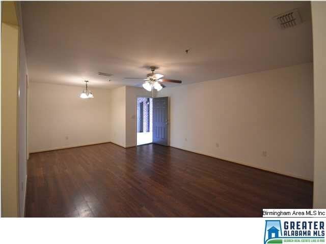 Building Photo - 185 Allen Dr