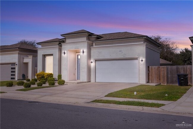 Foto del edificio - 30 Wisteria Ave