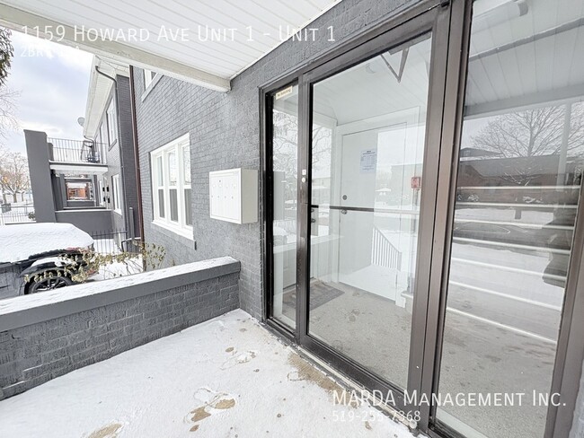 Photo du bâtiment - NEWLY RENOVATED 2 BED/1 BATH UNIT+HYDRO & GAS