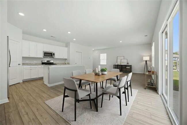Foto del edificio - 111 Horned Owl Ave