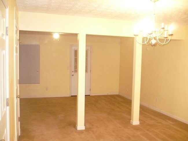 Foto del edificio - 3501 Waldrop Trail