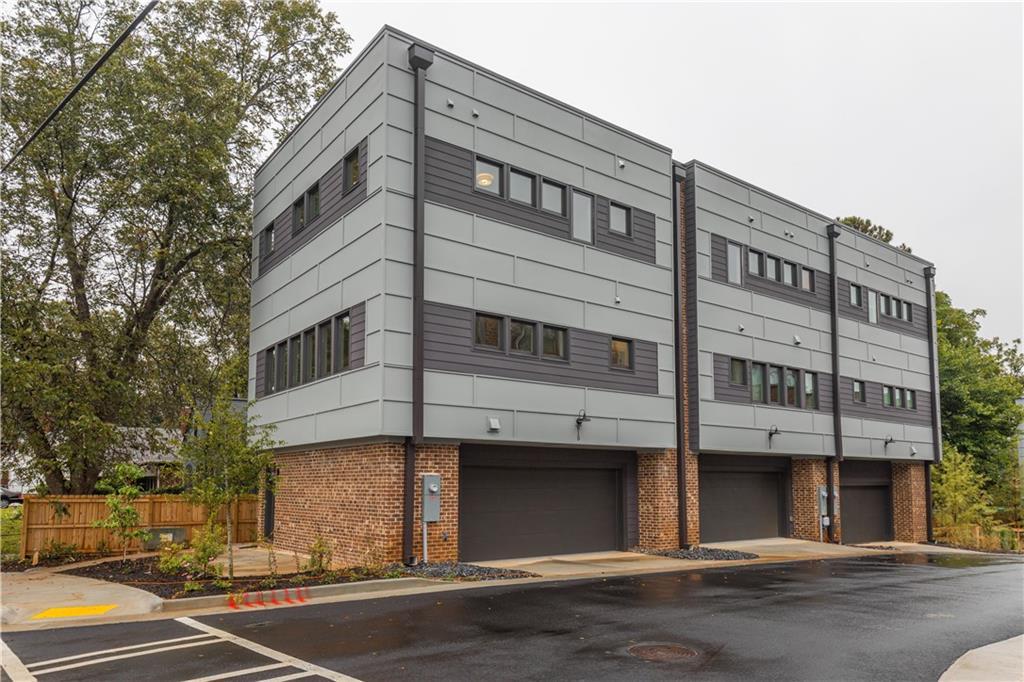 Foto principal - 615 King Arnold St