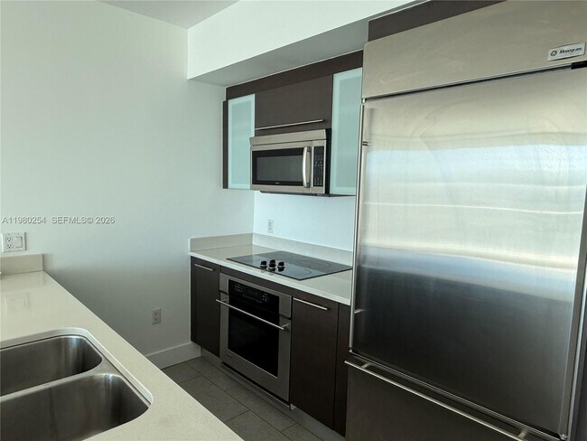 Building Photo - 55 SE 6th St