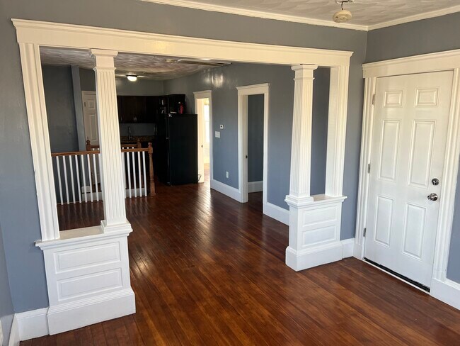 Building Photo - 84 Haverhill St