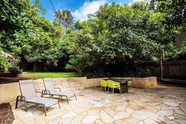 Foto del edificio - 549 San Dieguito Dr