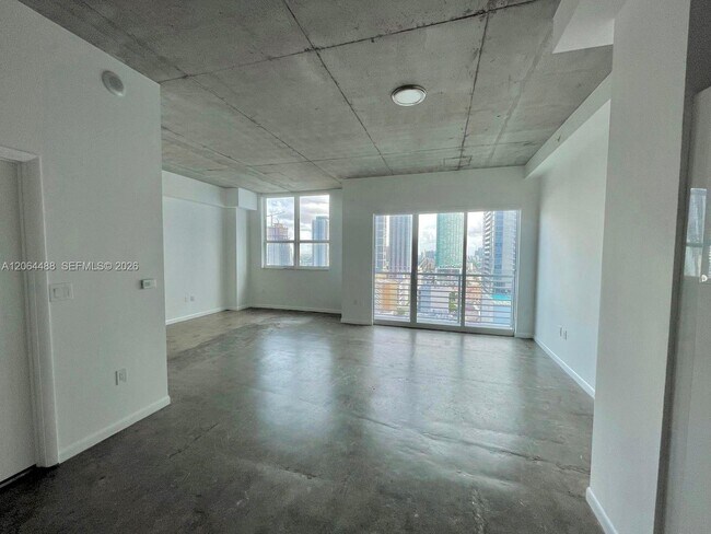 Building Photo - 133 NE 2nd Ave