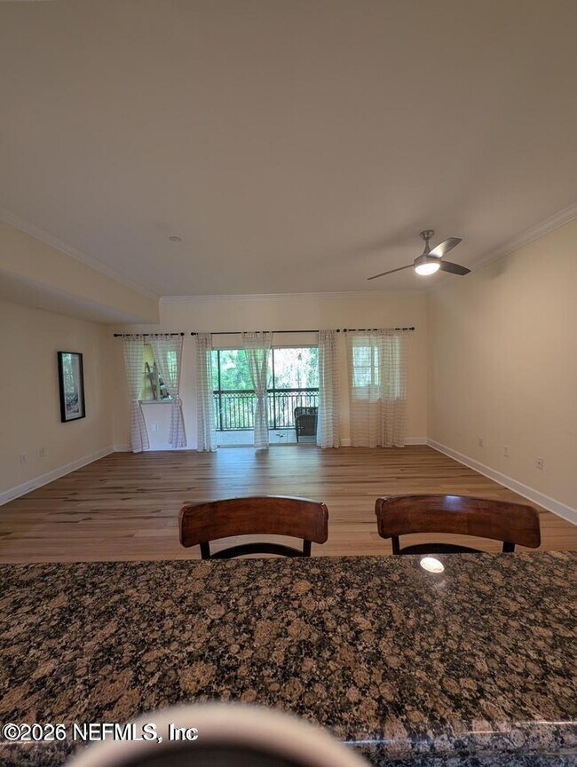 Foto del edificio - 9745 Touchton Rd