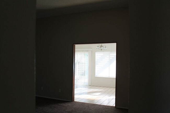 Building Photo - 4bd/2ba Home - 22803 Scotia Ln. (92557)