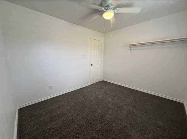 Photo - 831 1/2 Deerpass Drive House