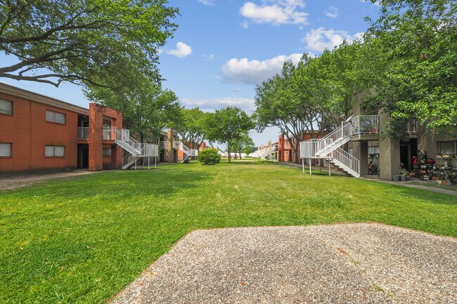 Foto del edificio - La Paloma Village Apartments