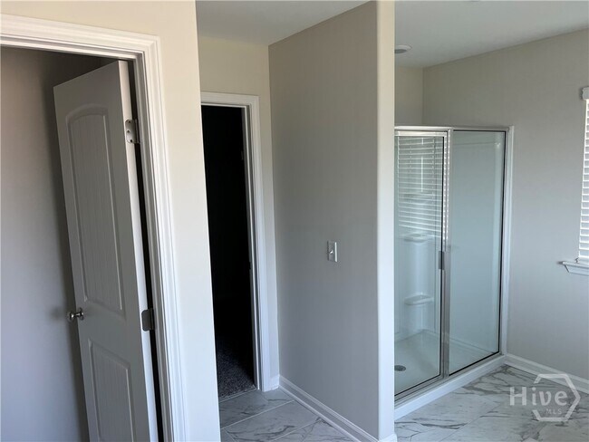 Foto del edificio - 105 Shelton Dr