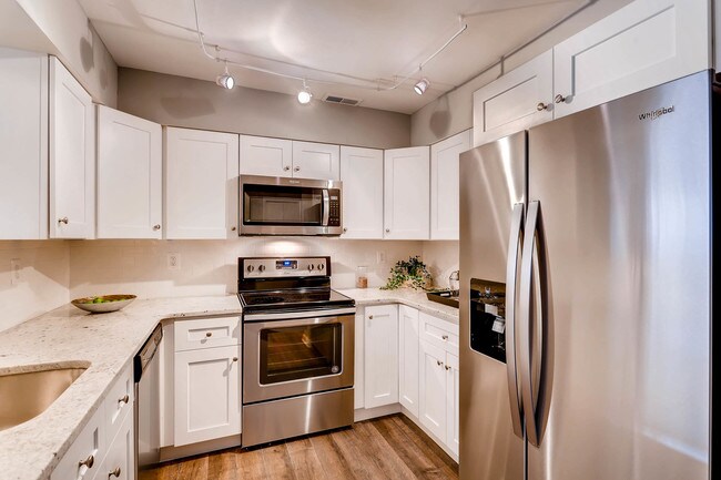 Building Photo - 2413 Kevsway Ct