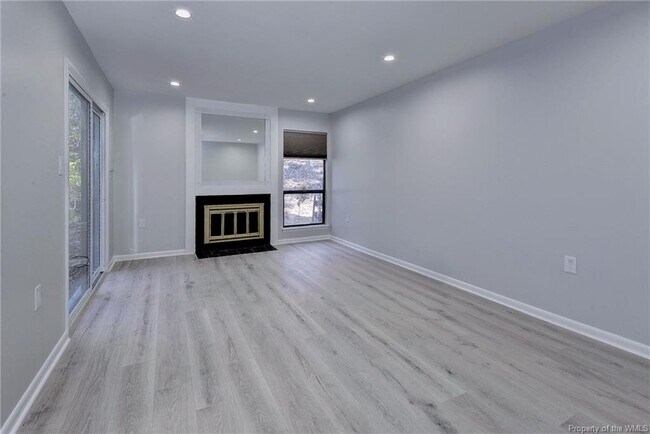 Foto del edificio - 8 Spring W