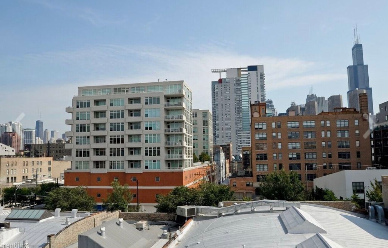 Primary Photo - 27 N Morgan St