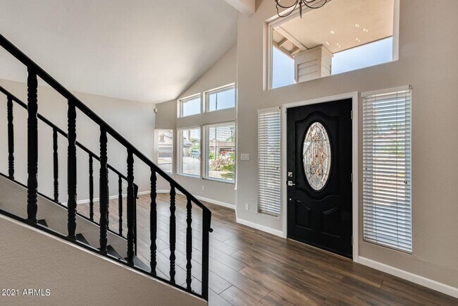 Building Photo - An ABSOLUTE DREAM HOME is waiting for you!...