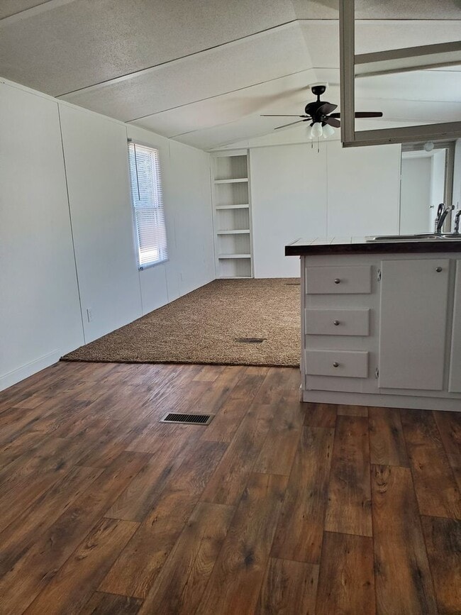 Building Photo - 801 Trollingwood-Hawfields Rd. lot 68