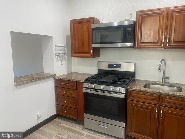 Foto del edificio - 415 Elm St