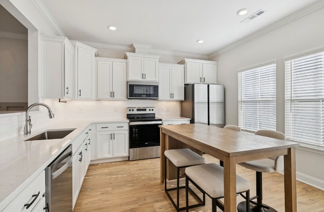 Building Photo - 2018 Cavell Ln