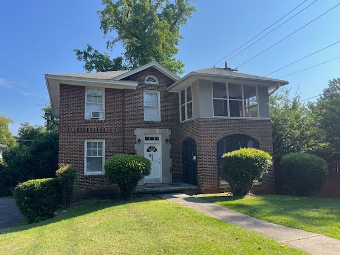 Primary Photo - Waccamaw Avenue - Student Rental