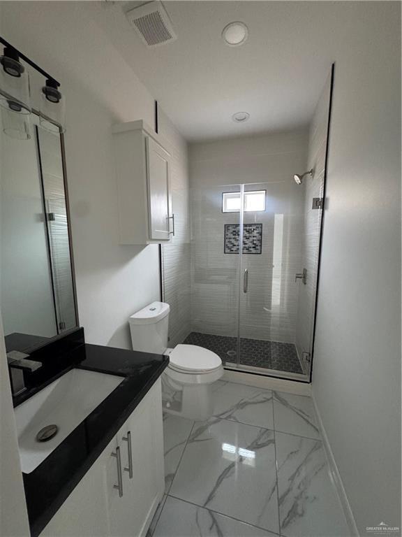 Building Photo - 14 West Dr