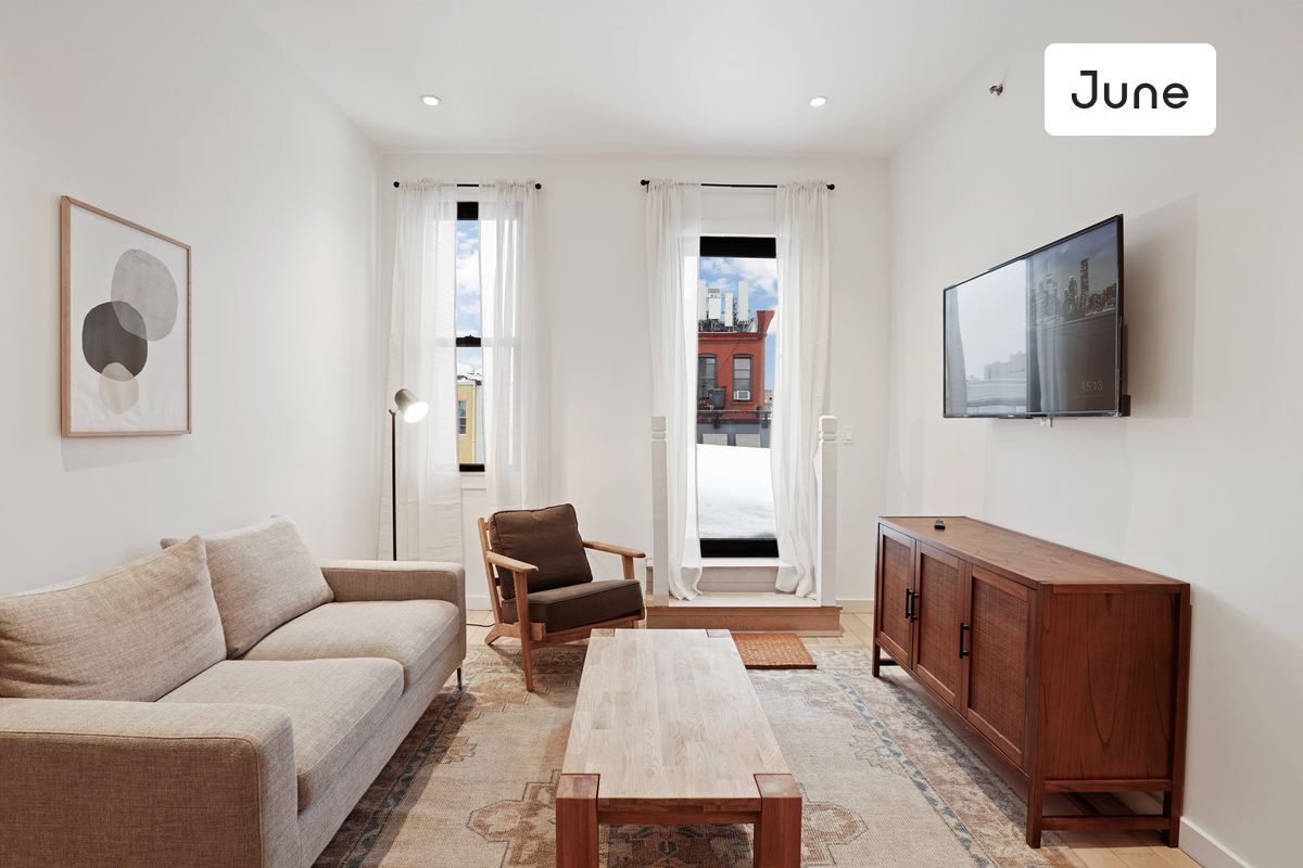 Foto principal - 636 Knickerbocker Avenue