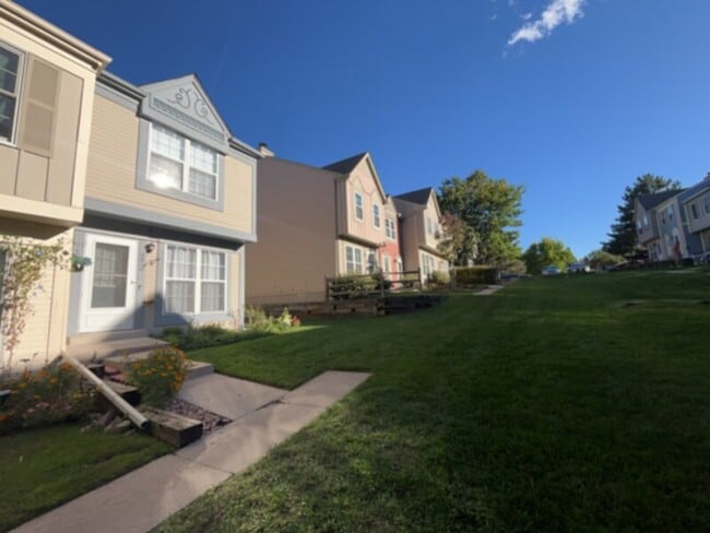 Photo - Charming end unit townhouse available for ...