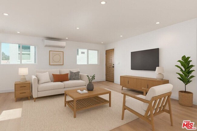 Foto del edificio - 3431 Edgehill Dr