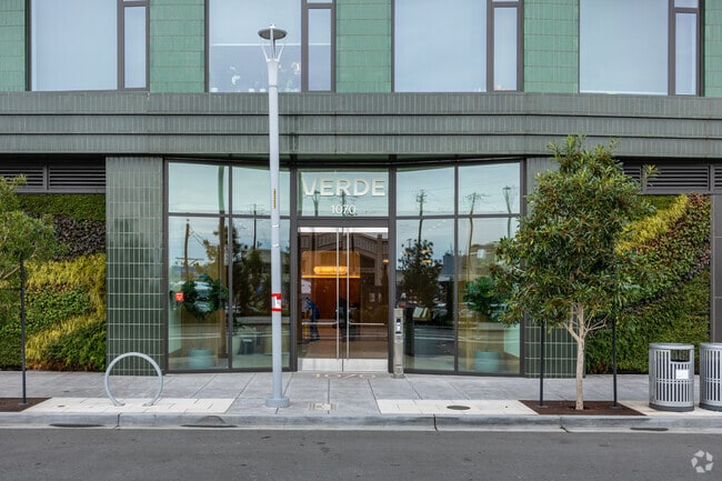 Entrada - Mission Rock