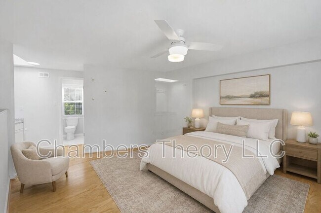 Building Photo - 11222 Silentwood Ln