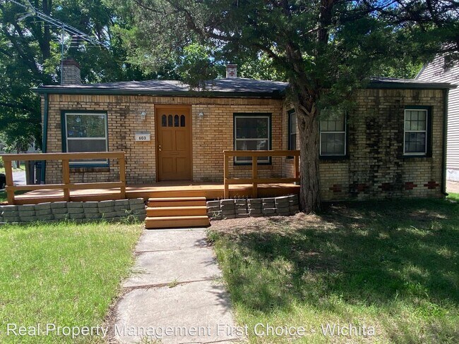 Building Photo - 3 br, 1.5 bath House - 603 N Dellrose