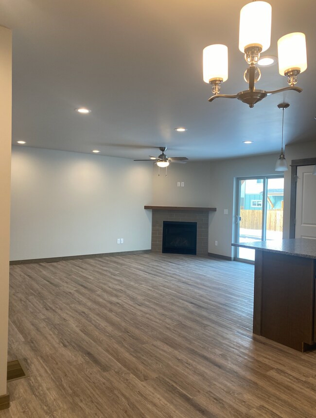 Foto del edificio - 1303 Fozzie Ln