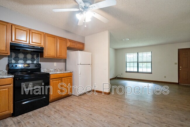 Foto del edificio - 8060 Winodee Rd