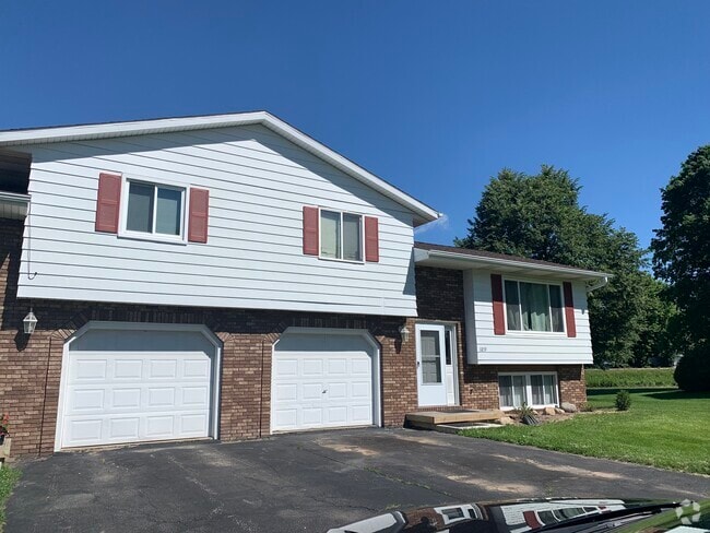 Building Photo - 6859 Sunset Meadow Dr