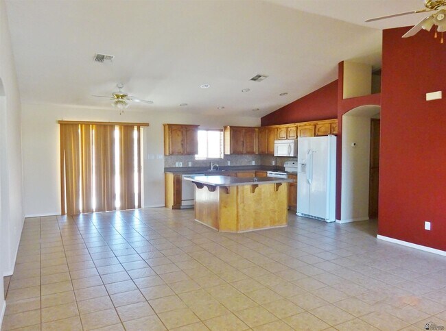 Foto del edificio - 9674 E 38th Pl