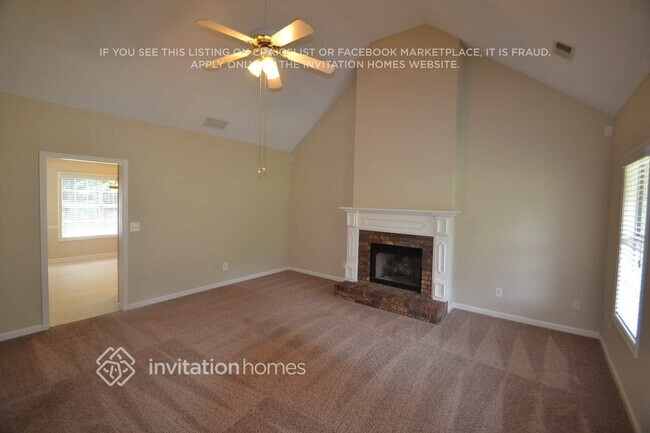 Foto del edificio - 1564 Snow Hill Dr