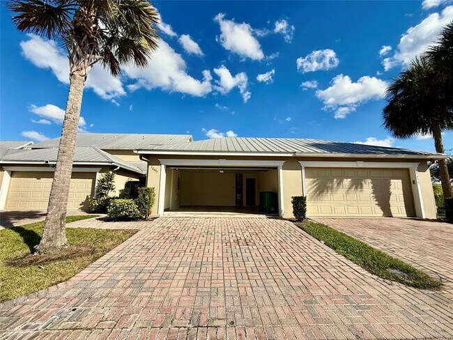 Foto del edificio - 10495 SW West Park Ave