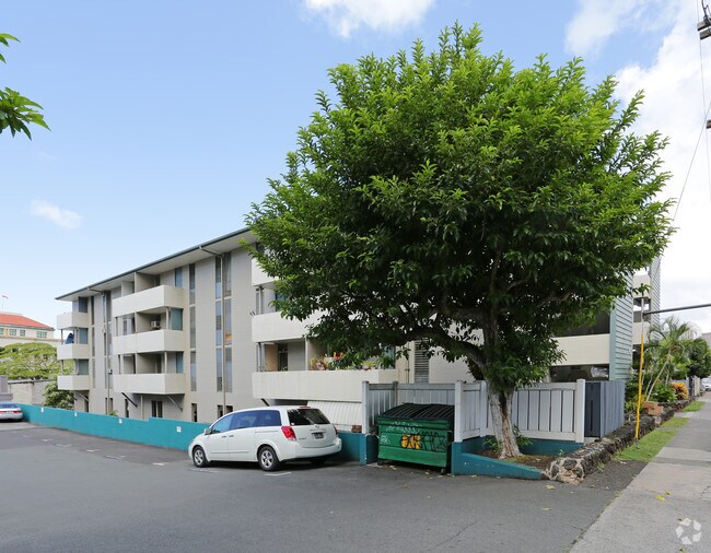 Foto del edificio - Crown Kinau
