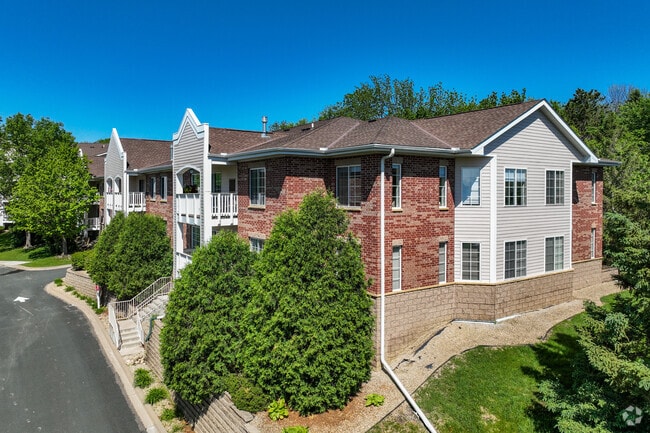 Building Photo - Orono Woods Senior Living