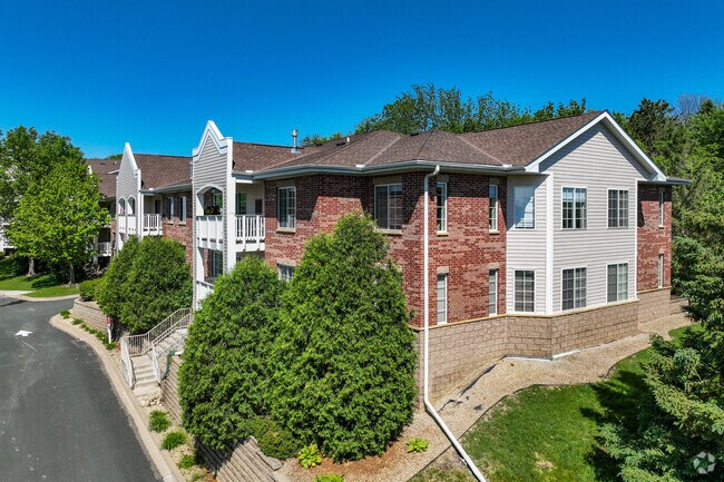 Foto del edificio - Orono Woods Senior Living