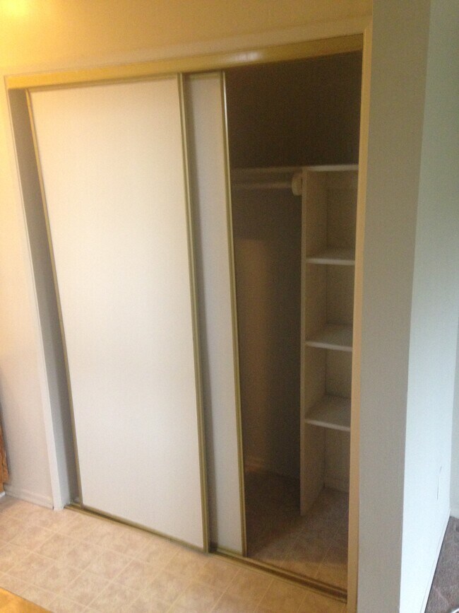 Foto del edificio - 11317 Mccormick St