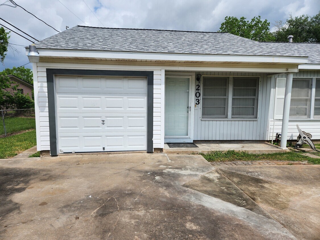 Foto del edificio - 203 Elm St