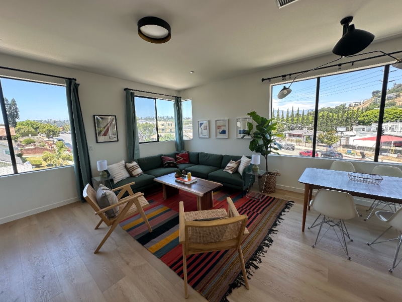 Primary Photo - 3290 N Canary Way