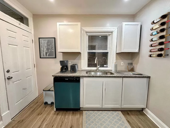 Photo - 5404 Black St House