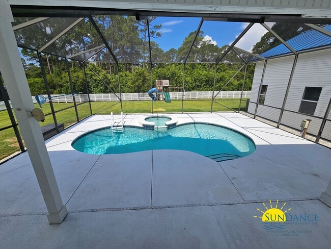 Building Photo - 360 Tradewinds Dr